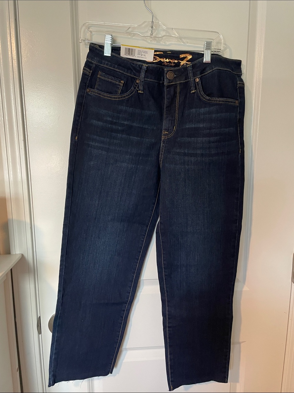 Seven7 Women’s Dark Indigo Straight Leg cropped Jeans